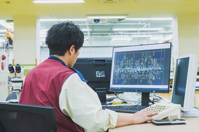 株式会社鈴木 業務風景