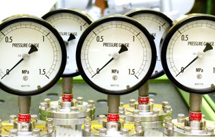 長野計器株式会社 商品